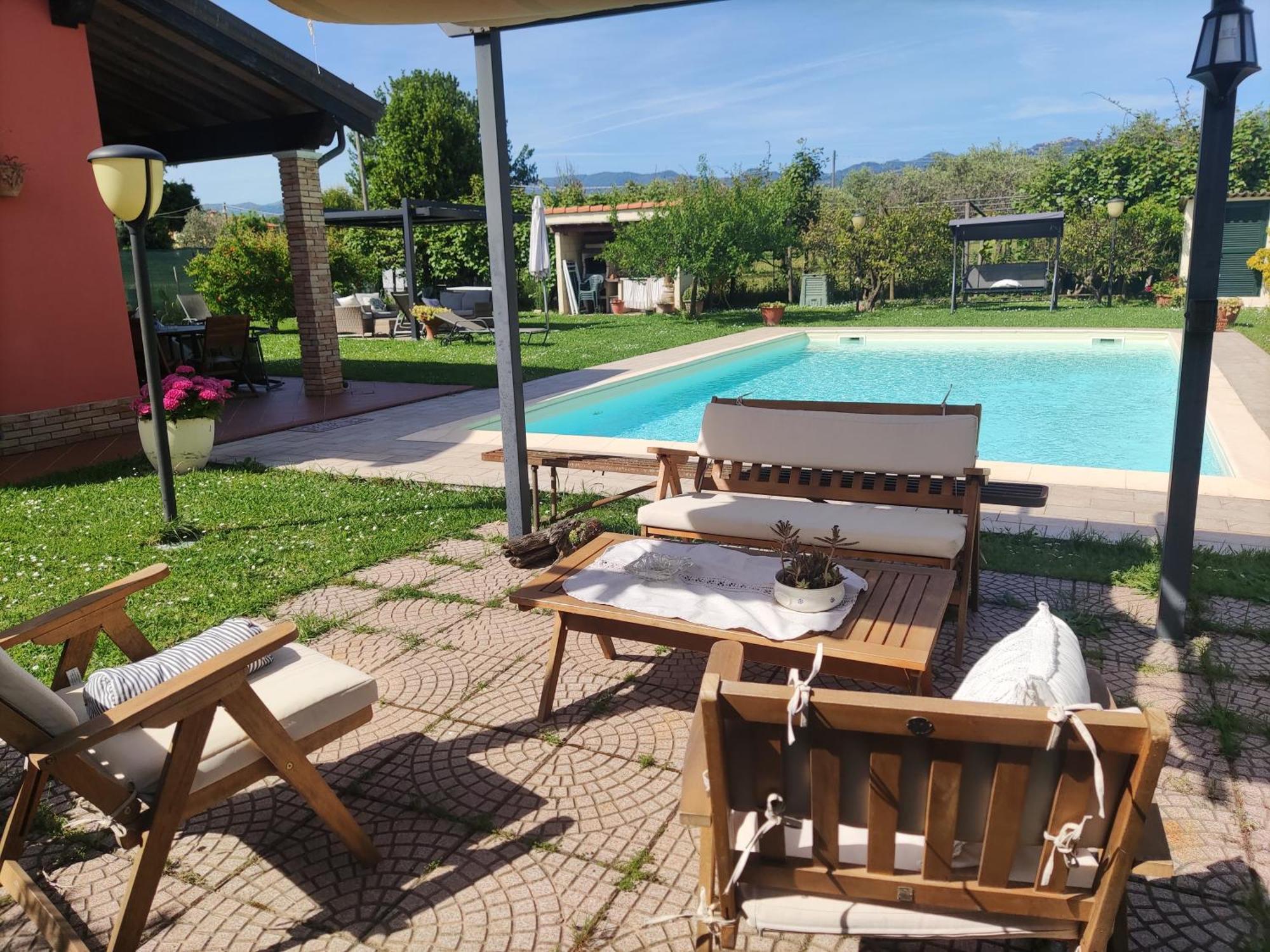 Appartamenti Ca'Melia Sarzana Exterior foto