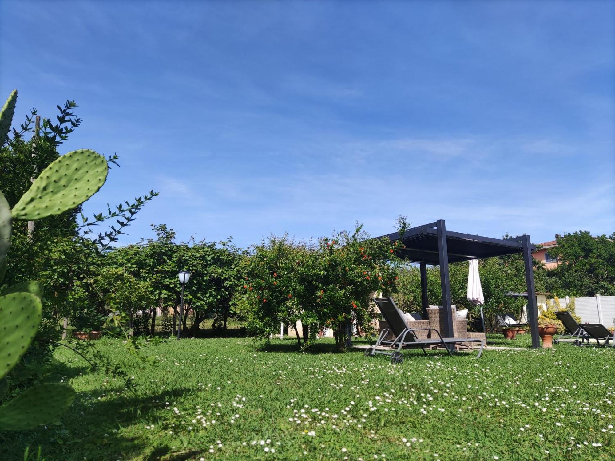 Appartamenti Ca'Melia Sarzana Exterior foto