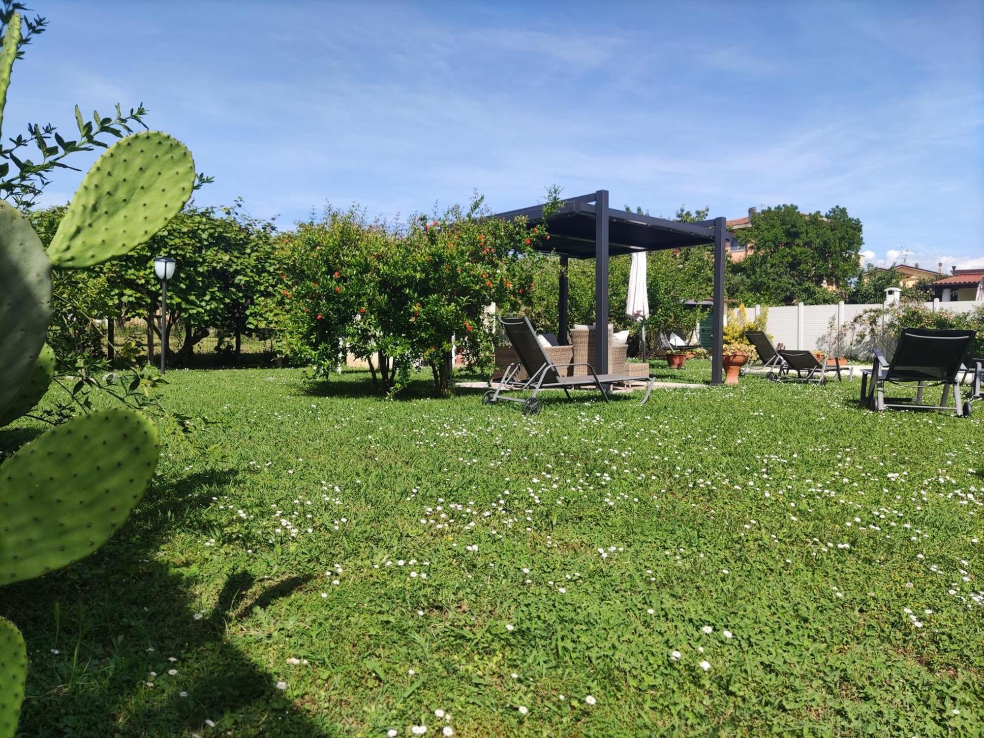 Appartamenti Ca'Melia Sarzana Exterior foto