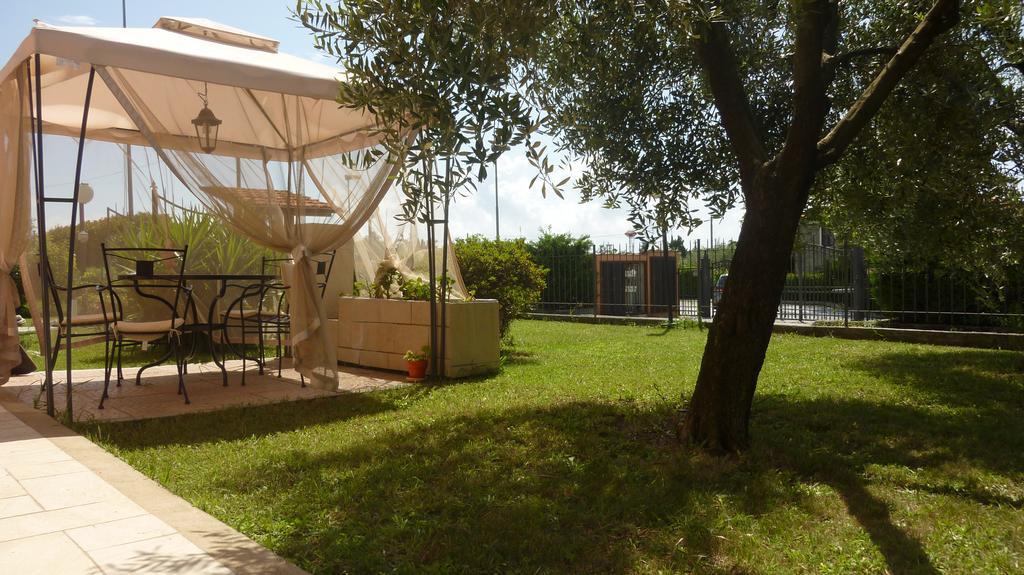 Appartamenti Ca'Melia Sarzana Habitación foto